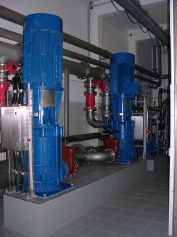 06220112.jpg (17123 Byte)